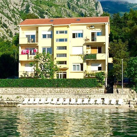 Apartment Ivanisevic 2 Kotor Exteriör bild