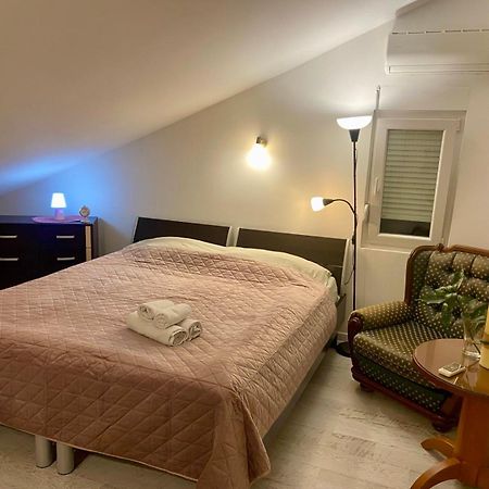 Apartment Ivanisevic 2 Kotor Exteriör bild