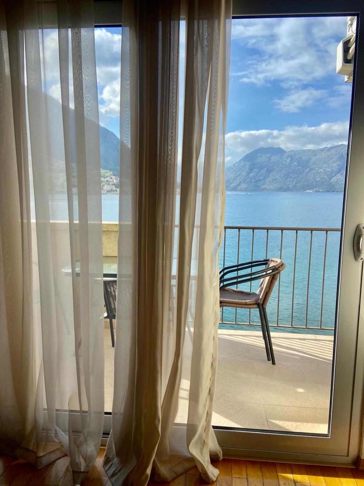Apartment Ivanisevic 2 Kotor Exteriör bild