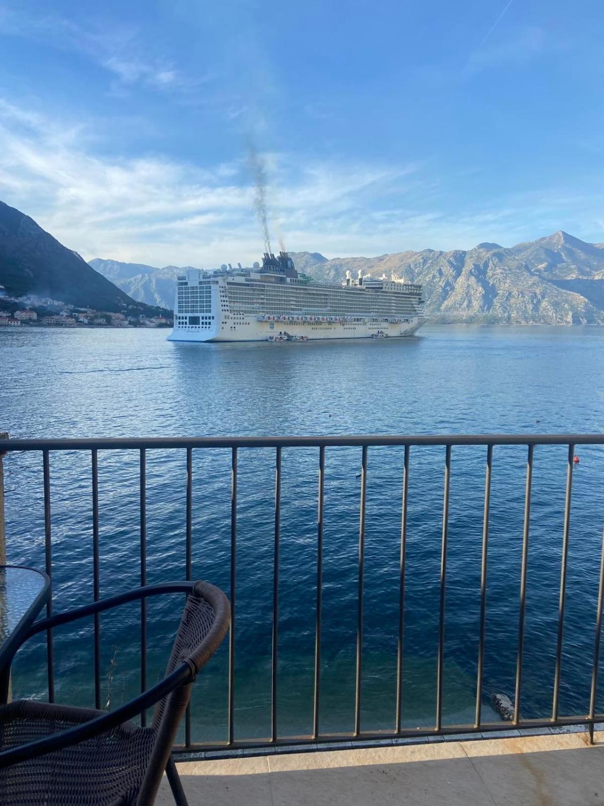 Apartment Ivanisevic 2 Kotor Exteriör bild